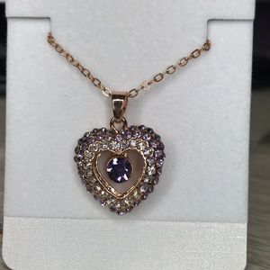 Jewelry - Stunning rose gold crystal jewelry heart necklace Jewelry - Stunning rose gold crystal jewelry heart necklace